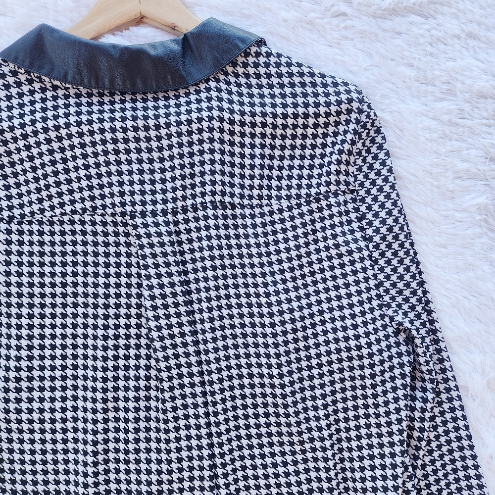 Torrid Madison Black & White Houndstooth Georgette Long Sleeve Button Up - Picture 11 of 11